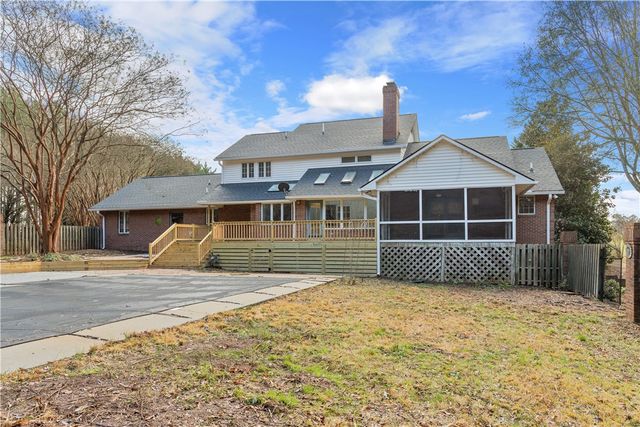 629 Seed Farm Road, Westminster, SC 29693