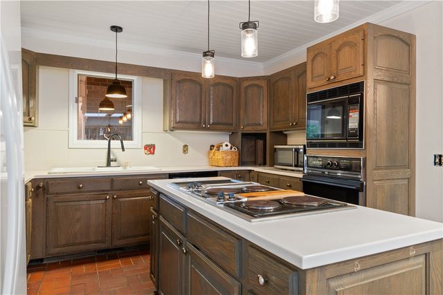 629 Seed Farm Road, Westminster, SC 29693