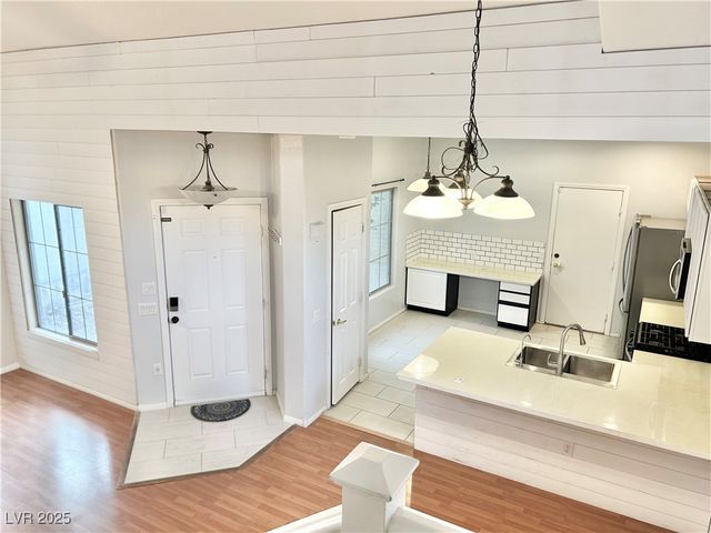 7876 Territorial Street, Las Vegas, NV 89149