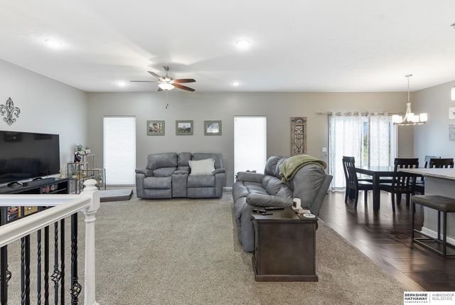 8502 S 169th Street, Omaha, NE 68136