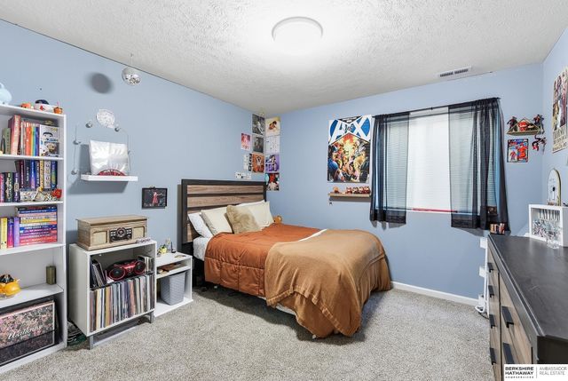 8502 S 169th Street, Omaha, NE 68136