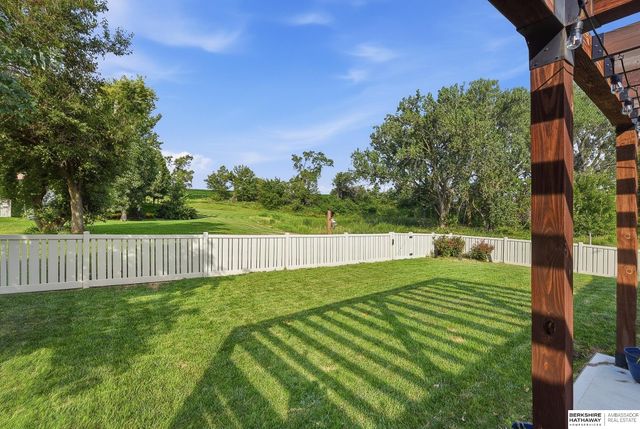 8502 S 169th Street, Omaha, NE 68136