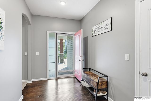 8502 S 169th Street, Omaha, NE 68136