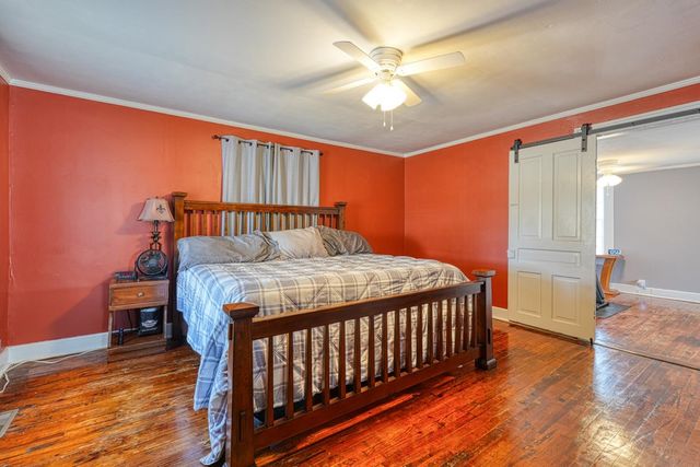 22 S Main St, Duncan, SC 29334