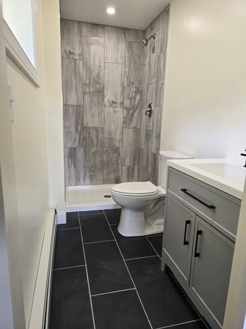 84 Greenwich Rd, Ware, MA 01082