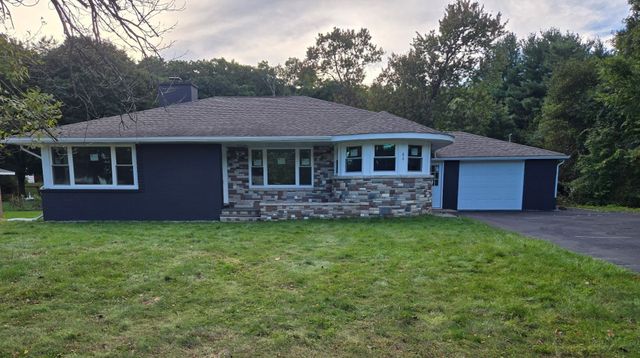 84 Greenwich Rd, Ware, MA 01082