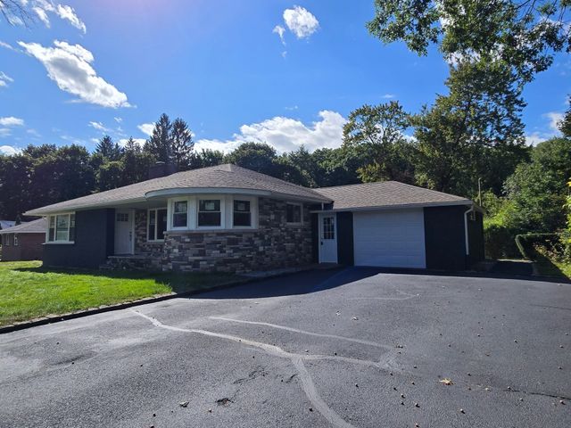 84 Greenwich Rd, Ware, MA 01082