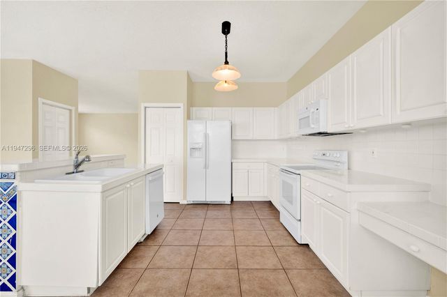 2346 SW 164th Ave, Miramar, FL 33027