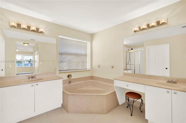 2346 SW 164th Ave, Miramar, FL 33027