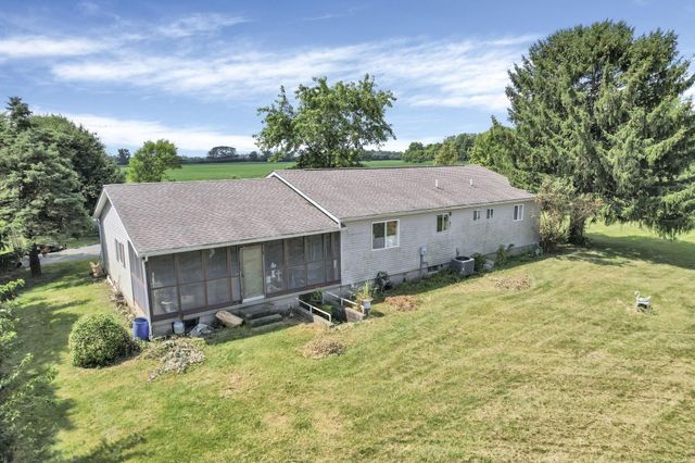 4742 London Groveport Road, Orient, OH 43146