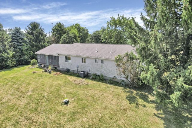 4742 London Groveport Road, Orient, OH 43146