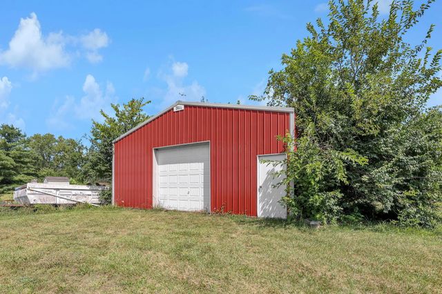 4742 London Groveport Road, Orient, OH 43146