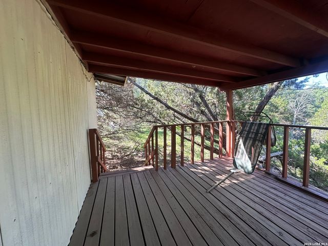 1316 SONGBIRD DR, Canyon Lake, TX 78133