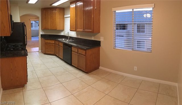 1533 Linnbaker Lane 204, Las Vegas, NV 89110