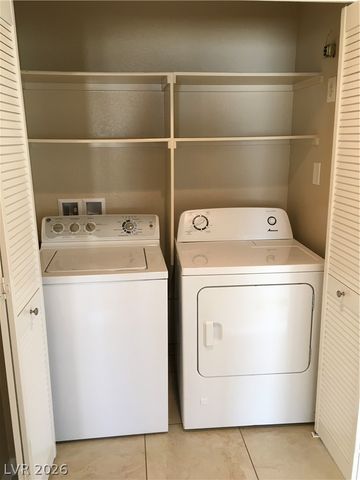 1533 Linnbaker Lane 204, Las Vegas, NV 89110