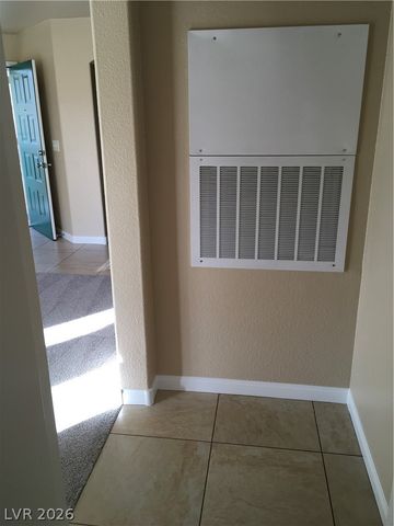 1533 Linnbaker Lane 204, Las Vegas, NV 89110