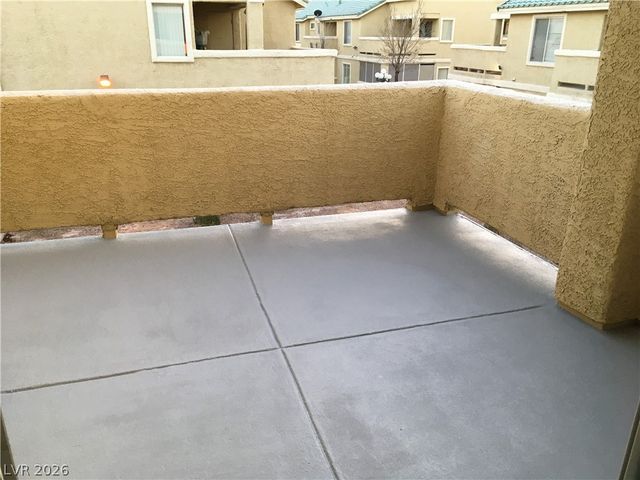 1533 Linnbaker Lane 204, Las Vegas, NV 89110