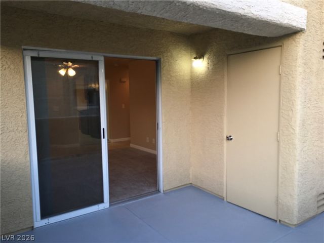 1533 Linnbaker Lane 204, Las Vegas, NV 89110