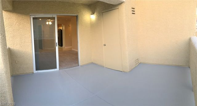 1533 Linnbaker Lane 204, Las Vegas, NV 89110