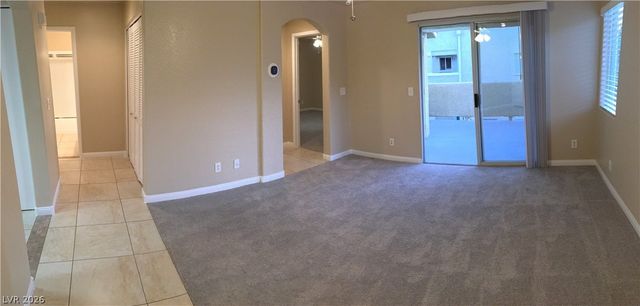 1533 Linnbaker Lane 204, Las Vegas, NV 89110