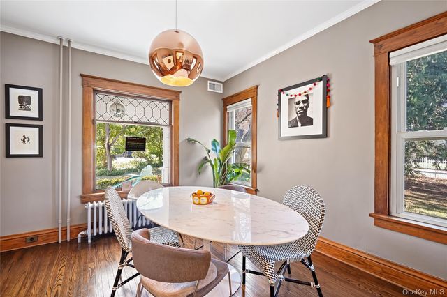 51 Edgemont Road, Katonah, NY 10536