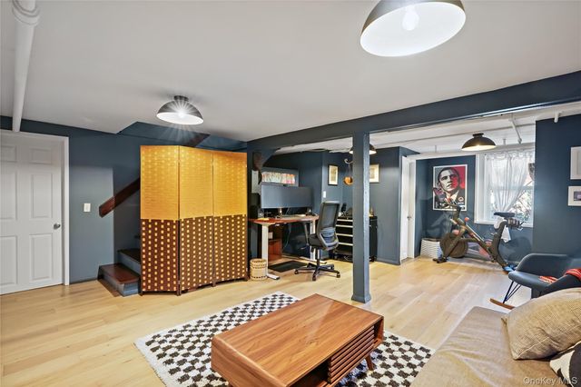 51 Edgemont Road, Katonah, NY 10536