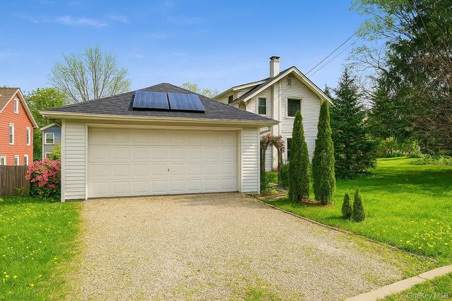 51 Edgemont Road, Katonah, NY 10536