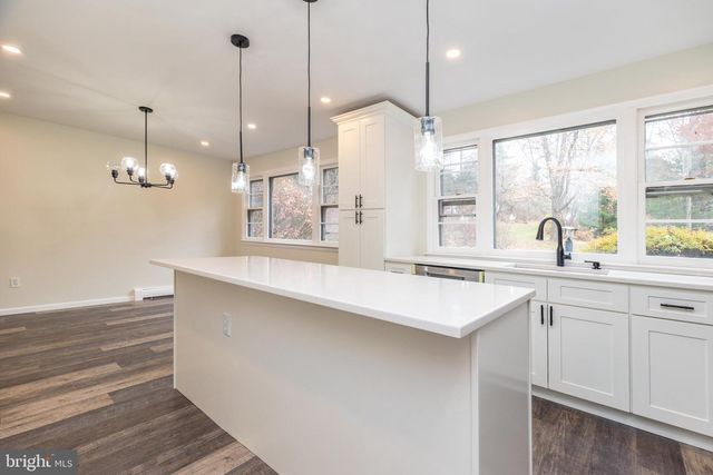 1631 KEYSTONE DR, Hatfield, PA 19440