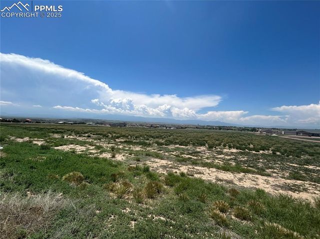 83 Top Rail Trail, Penrose, CO 81240