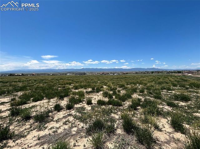 83 Top Rail Trail, Penrose, CO 81240