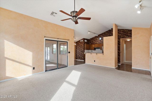 20620 N 5TH Drive, Phoenix, AZ 85027