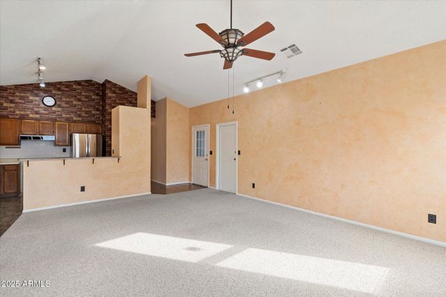 20620 N 5TH Drive, Phoenix, AZ 85027