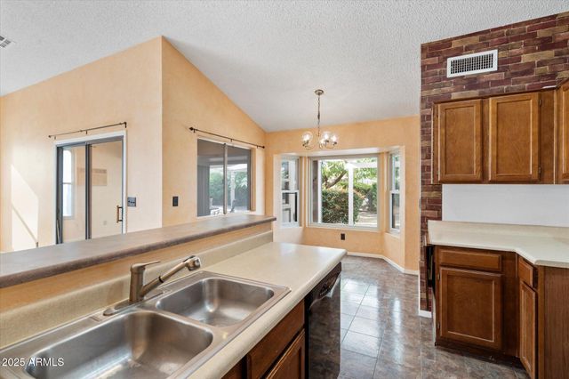 20620 N 5TH Drive, Phoenix, AZ 85027