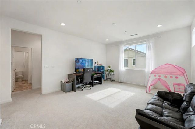 13856 Gazania, Fontana, CA 92336