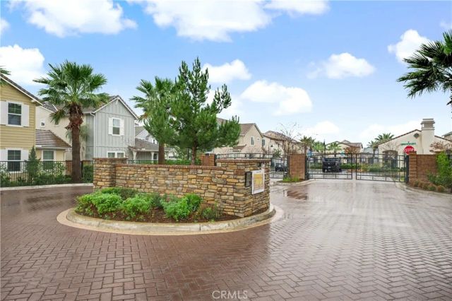 13856 Gazania, Fontana, CA 92336