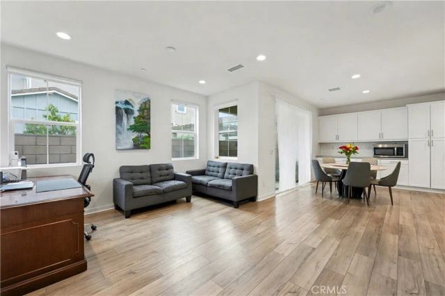 13856 Gazania, Fontana, CA 92336