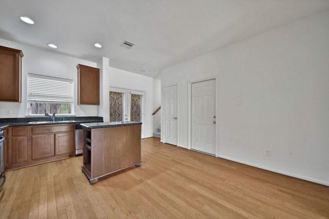2206 Naomi Street 16, Houston, TX 77054