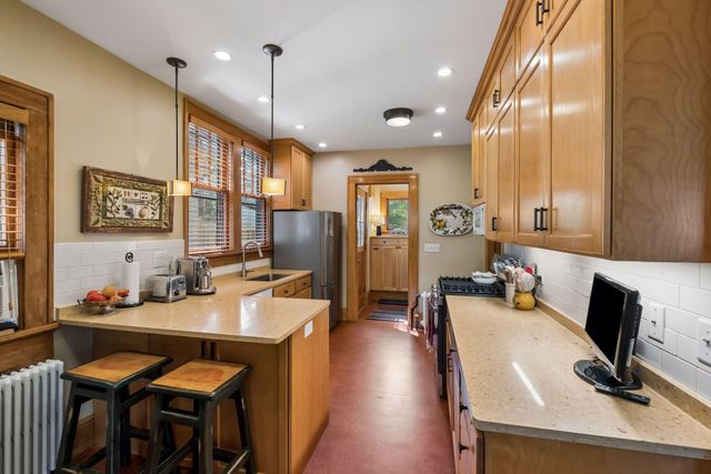 2116 Fairmount Avenue, Saint Paul, MN 55105
