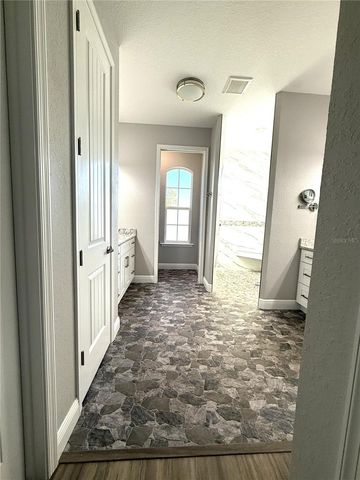 17898 SW 72ND STREET ROAD, Dunnellon, FL 34432