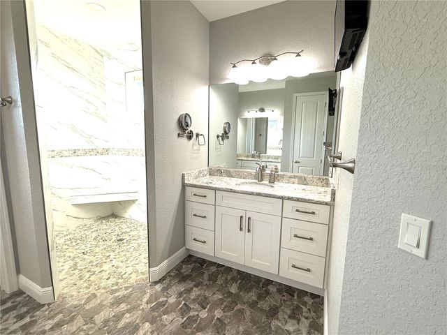 17898 SW 72ND STREET ROAD, Dunnellon, FL 34432