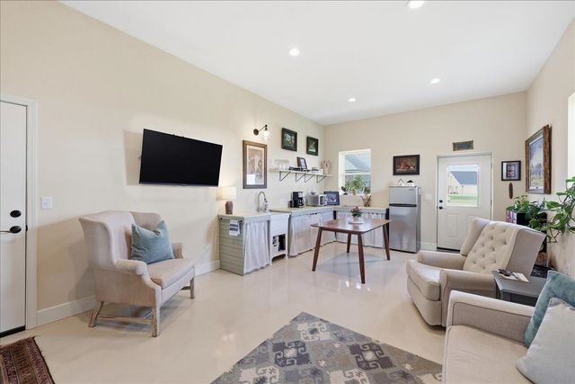 12715 Ridgeleigh Drive, Beaumont, TX 77705