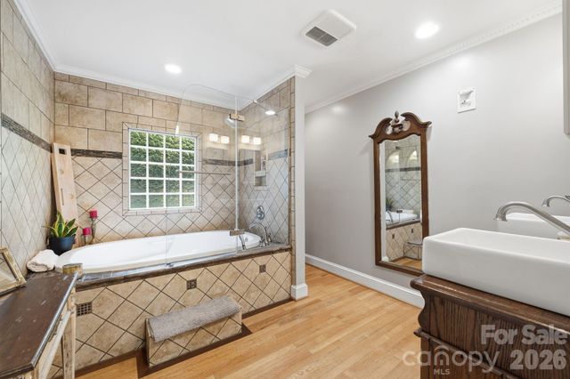 3500 Sunningdale Lane 221, Statesville, NC 28625