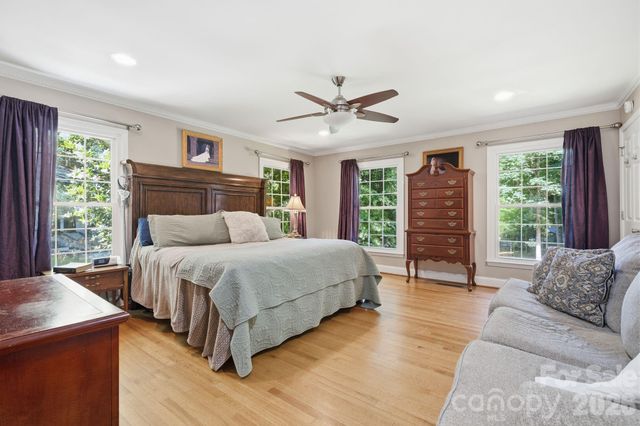 3500 Sunningdale Lane 221, Statesville, NC 28625