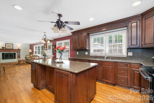 3500 Sunningdale Lane 221, Statesville, NC 28625