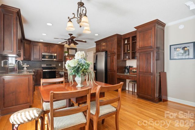 3500 Sunningdale Lane 221, Statesville, NC 28625