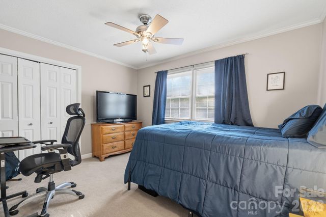 3500 Sunningdale Lane 221, Statesville, NC 28625