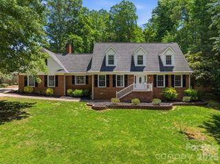3500 Sunningdale Lane 221, Statesville, NC 28625