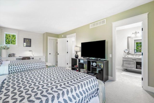 11754 Marquette Drive, New Buffalo, MI 49117