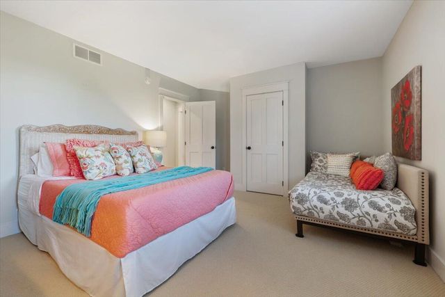 11754 Marquette Drive, New Buffalo, MI 49117