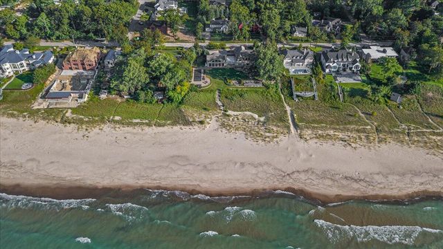 11754 Marquette Drive, New Buffalo, MI 49117